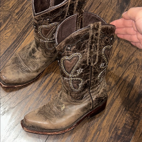 Brown Western Cowboy Boots with Embroidered Design for kids - Picture 3 of 4